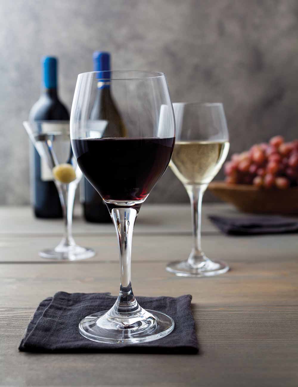 Elegant stemware gallery